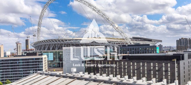 Modern, Stylish 2bedroom & 2 Bath PENTHOUSE Apartment next to Wembley Stadium!