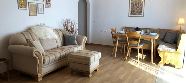 Modern vacation apartment (100sqm) with balcony