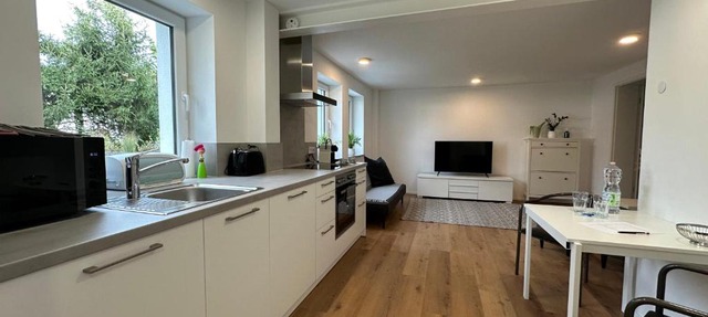 Modernes Apartment mit eigener Terrasse & Garten