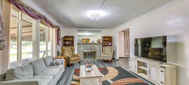 Monroeville Vacation Rental ~ 3 Mi to Boyce Park!
