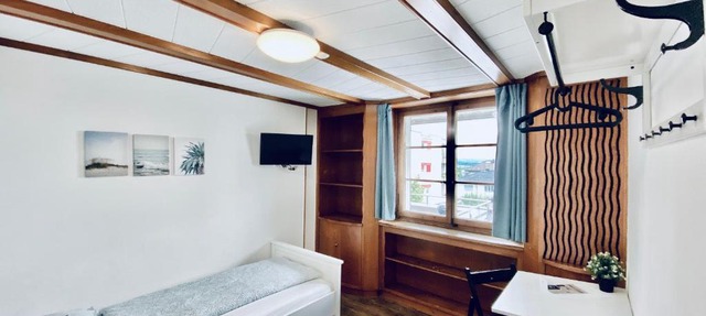 Monteurzimmer - Worker's accommodation - ZIMMERzuVERMIETEN in Flumenthal Solothurn