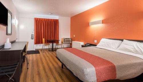 Motel 6-Schenectady, NY
