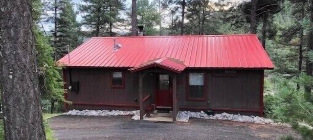 Mountain retreat with a beautiful veiw.