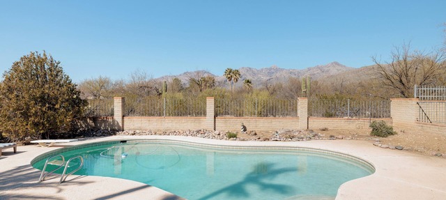 Mountain View Escape with Pool - Newly Renovated