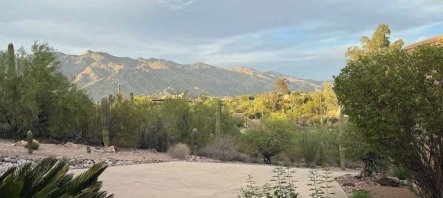 Mountains Everywhere +hot tub +bbq +firepit +games