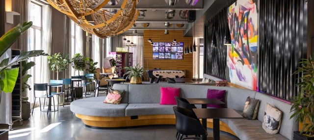 Moxy London Excel