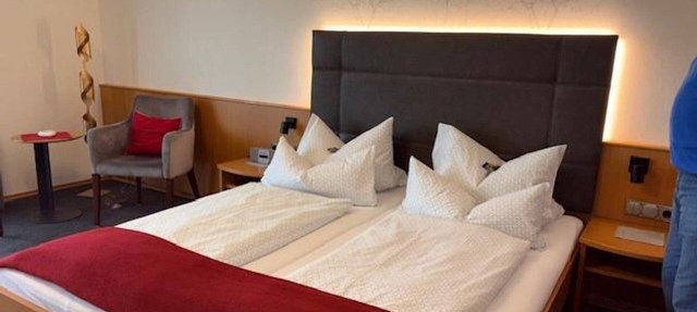 Multi-bed room - Hotel-Restaurant Fronhof