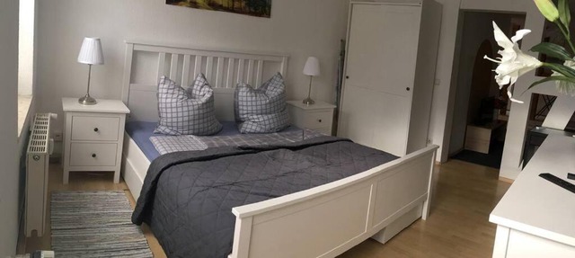 Nette Wohnung gute Austattung Parkplatz Terrasse