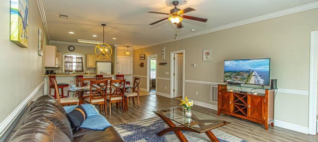 NEW 2BR 2BA Beachy Golf Villa Near Beach