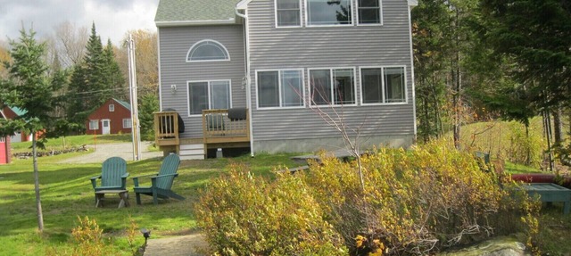 New Beam construction house on pristine Back Lake