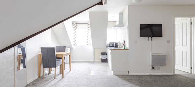 New Built Spacious Studio Flat In Acton London W3