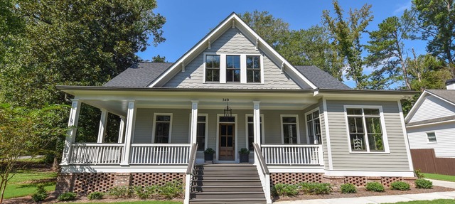 New construction farmhouse in desirable Five Points!