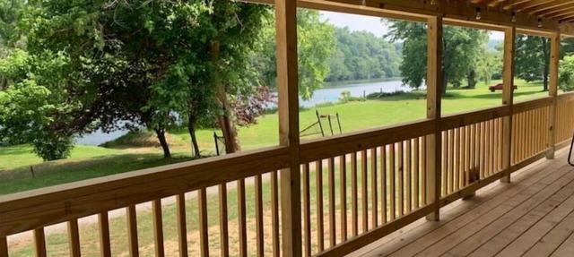 New River Waterside Delight; w optional RV hookup