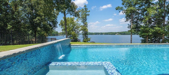 NEW Stunning Lakefront Heated Pool Spa Game Room Putting Green Dock
