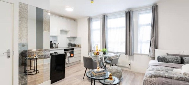 Newly refurbished Studio in Kensal green