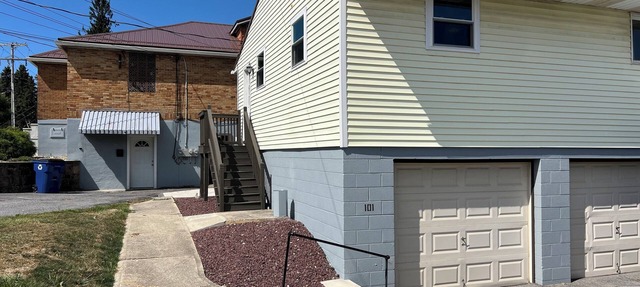 Newly remodeled spacious studio apartment in Johnstown, Richland Township, PA.