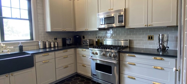 Newly Renovated Designer 3-BR/2-BTH Carriage House in Athens!