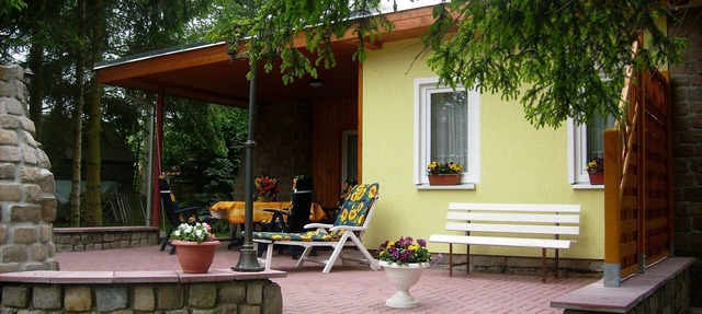Newly renovated, detached vacation home, pets welcome