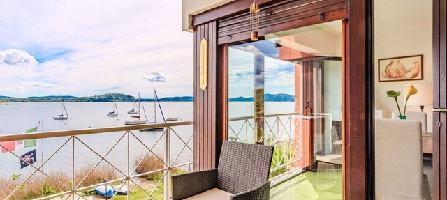 Nice apartment for 5 people with pool, WIFI, TV, balcony and pets allowed