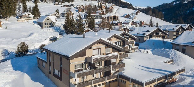 Nice apartment for 6 people with WIFI, TV, balcony and parking