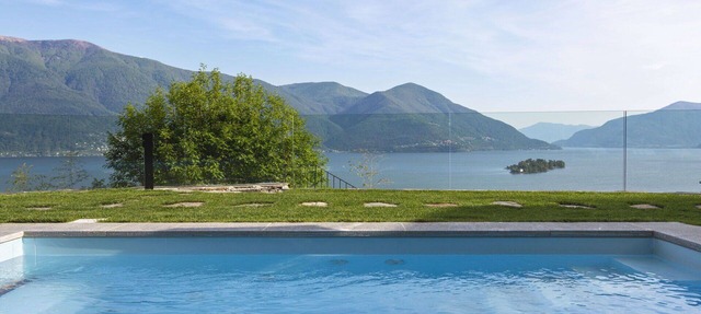 Nice apartment in villa for 2 people with internet, A/C, pool, TV, patio and panoramic view