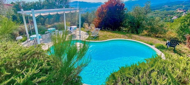 Nice home in Lamporecchio