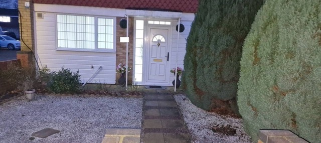 NightRest Homes Hemel Hempstead 4 Bedroom 2 Toilet