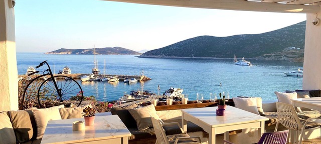 Niriedes Hotel