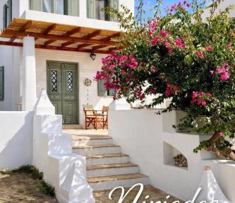 Niriedes Villas