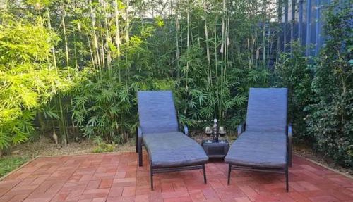 North Adelaide Cottage, Festival Theatre, Adelaide Oval, Football, Golf, Walk to Zoo and Botanic Gardens