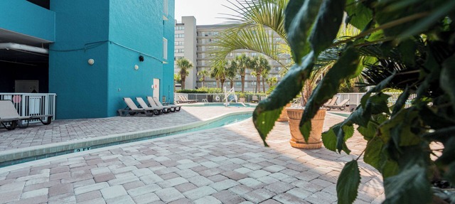 North Myrtle Beach | Beach Escape | Pool & Ocean Access | 1BR Villa