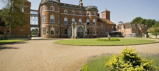 Oakley Hall Hotel
