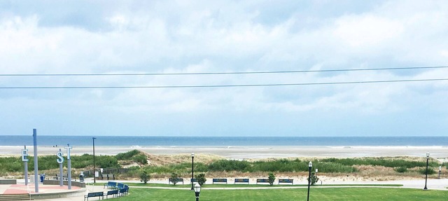 Ocean Front Condo-Million Dollar View, Pool, WiFI, Balcony-Location Location!