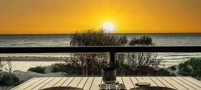 Oceanfront Apartment with Balcony & Free WiFi