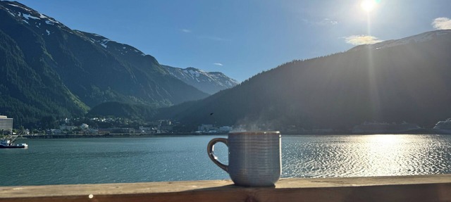Oceanfront Douglas Island Gem - Humble Halibut 2-bedroom condo Juneau