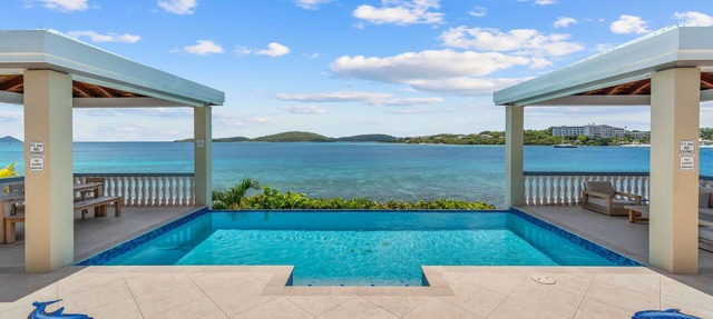 Oceanfront Estate w/Infinity Pool & Private Beach, Ideal for Groups & Weddings!