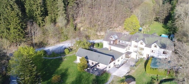 Old Castle Comfortable holiday residence