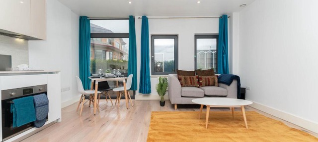 One bed flat with additional double mattress suitable for 4