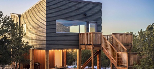 One Bedroom Elevated Home with 360 Degree Mountain Views