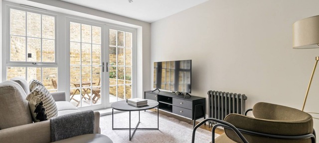 Open plan Waterloo, 2BR, New build, terrace, by Blueground