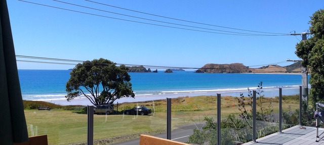 Opito Bay beach front Holiday Home