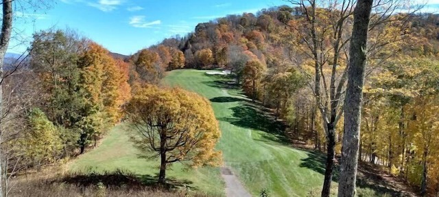 Outstanding Views! Golf, mountains, fireplace