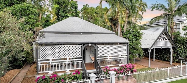 Palm Grove Cottage & Private Studio