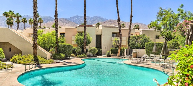 Palm Springs Hideaway w/Resort Amenities!