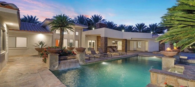 PalmSpring Luxury Vacation Home-Salted Pool & Spa.
