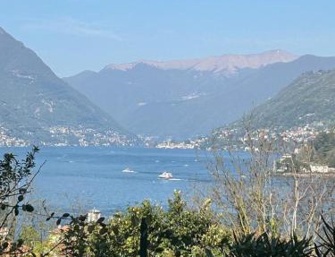 Panorama Terrace - Como Lake