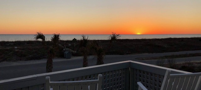 Panoramic Ocean Views & Stunning Sunsets