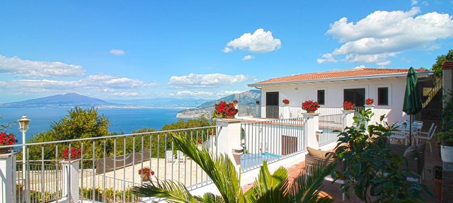 Panoramic villa in S. Agata sui due Golfi (Sorrento and Amalfi Coast)