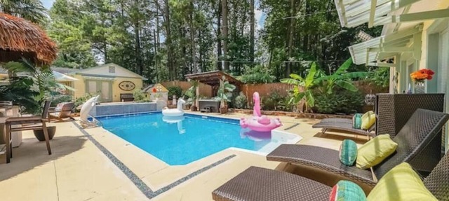 Paradise Oasis
