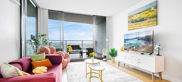 Parramatta 2br Apt Near Train Shopping Center